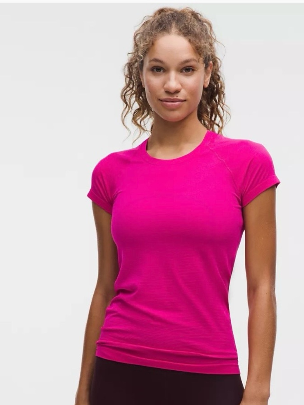 lululemon Swiftly Tech Short
Sleeve Shirt 2.0